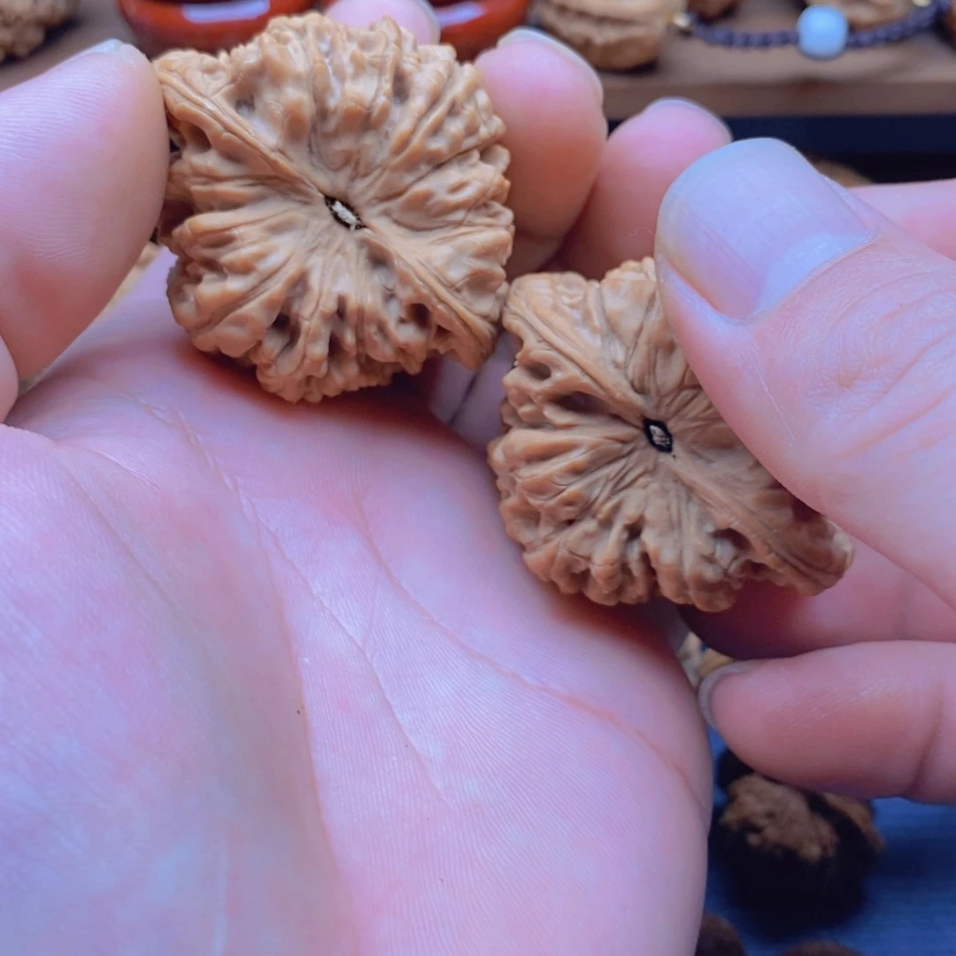 文玩核桃把件大*官帽