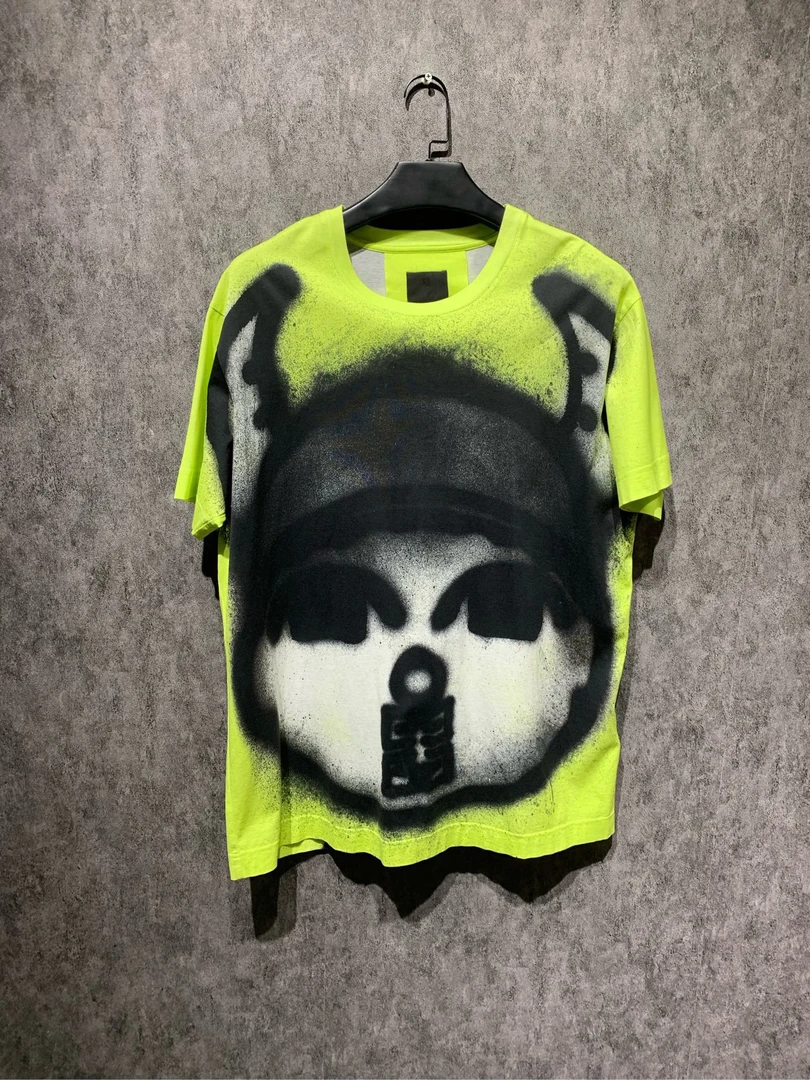 99新  【Givenchy】绿色涂鸦短袖/S码/公价6800/Y10142958