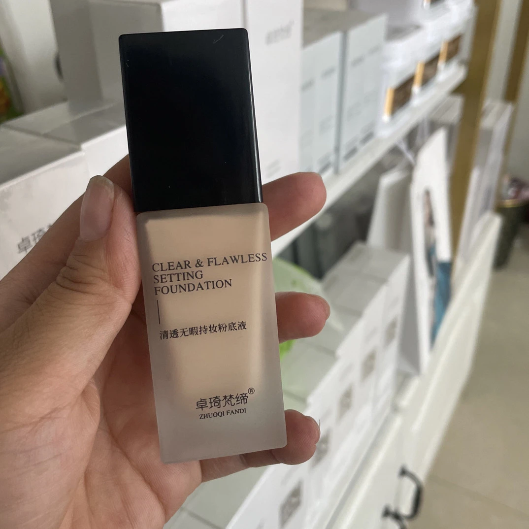 卓琦梵缔清透无暇持妆粉底液