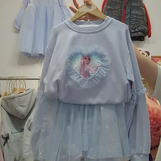 150码穿140身高。。。。。