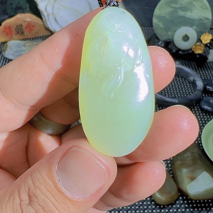 和田玉未镶嵌珠宝半成品