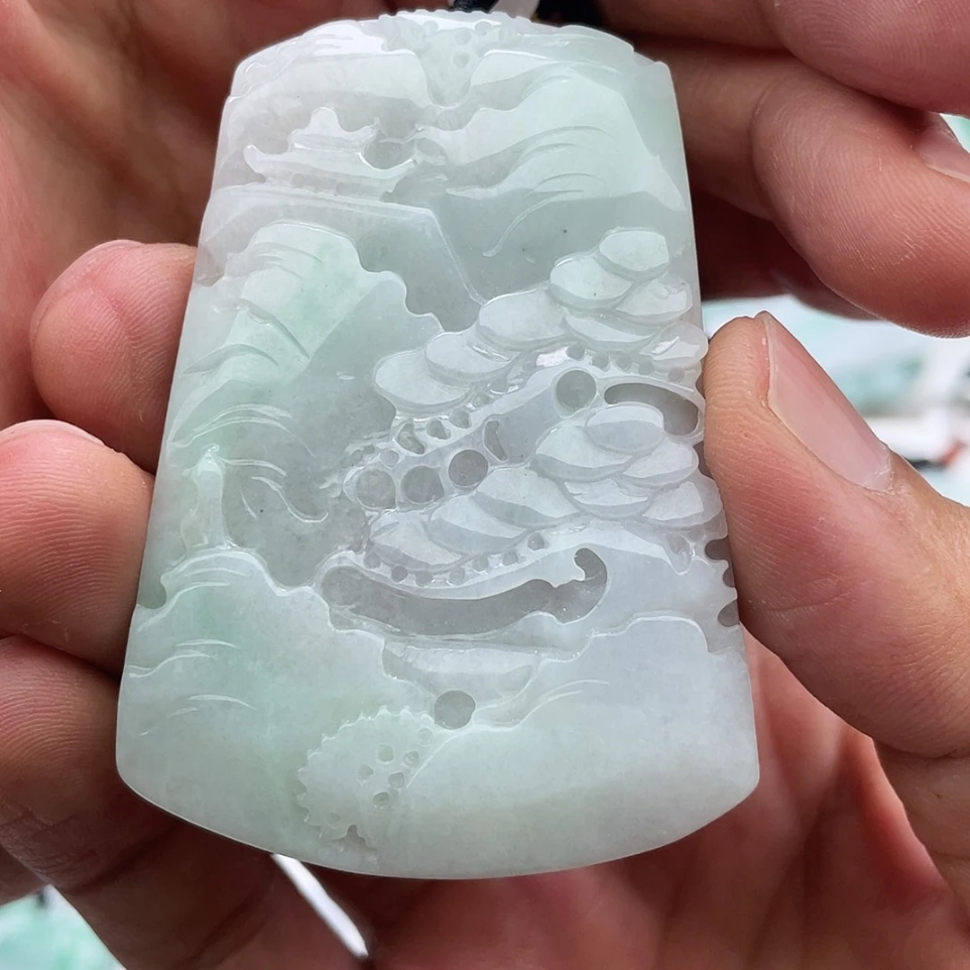翡翠未镶嵌颈饰翡翠