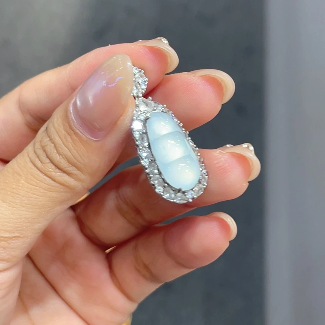 颈饰银S925镶嵌翡翠吊坠