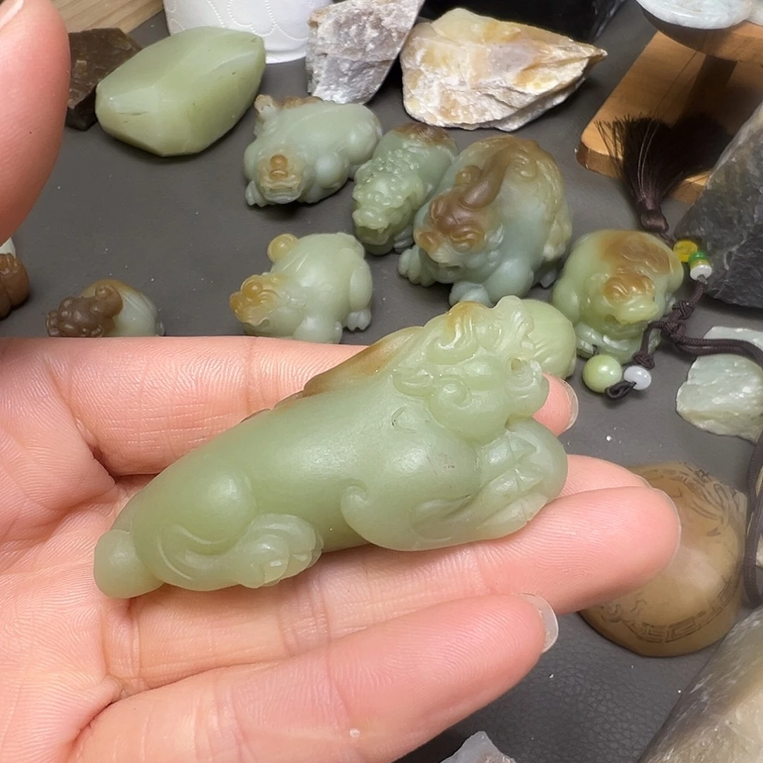 @***奇和田玉（糖玉）未镶嵌颈饰