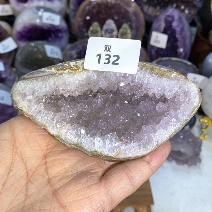 未镶嵌水晶大型摆件（非配饰）