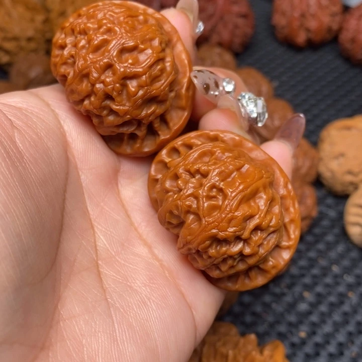 秦岭野生文玩核桃56