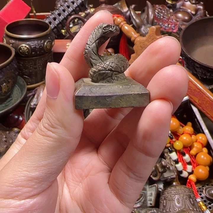 铜器把玩摆件链接