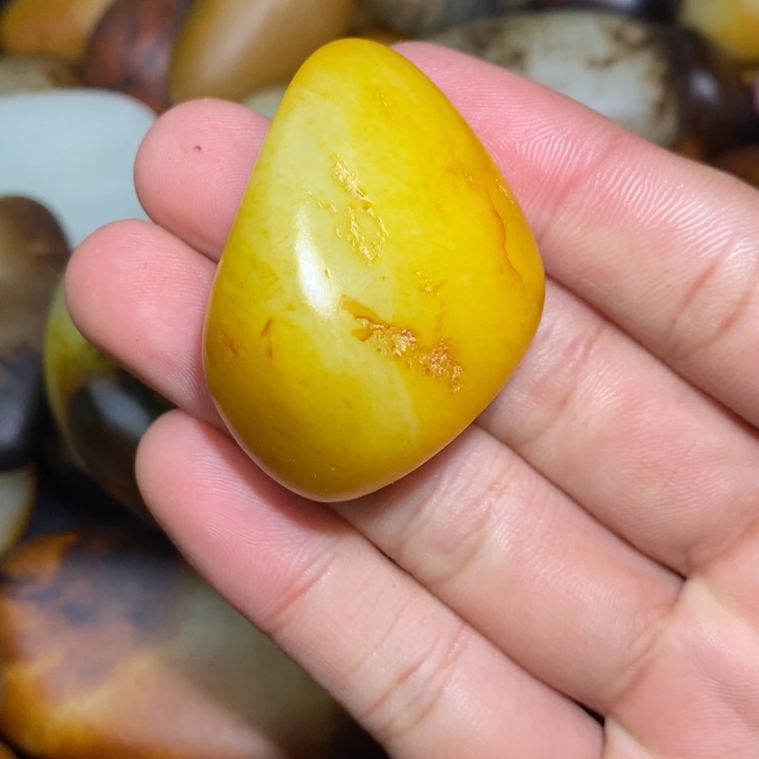 和田玉未镶嵌珠宝奇石