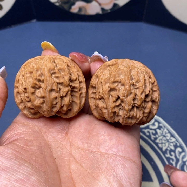 文玩核桃把件隋*森41苹果031号