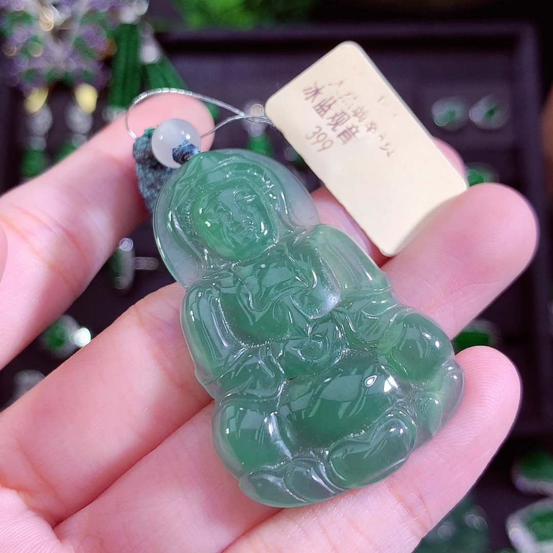颈饰未镶嵌翡翠天然