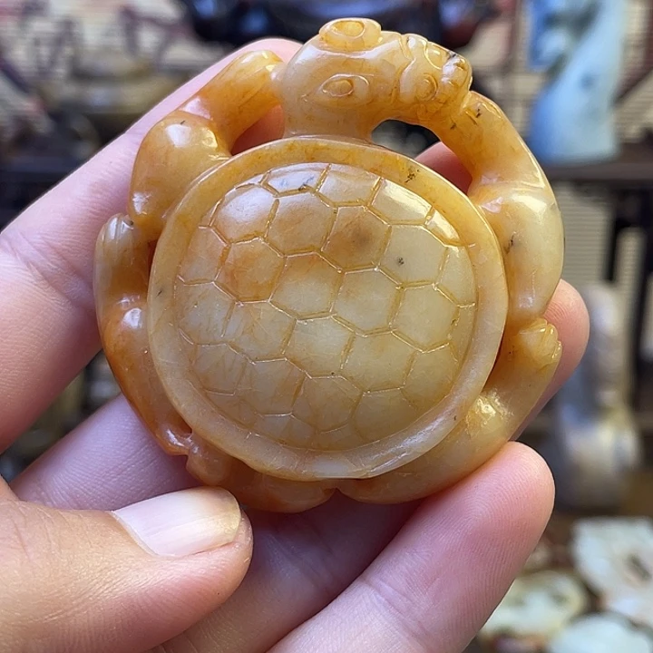 和田玉（糖玉）未镶嵌挂件