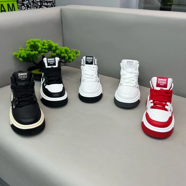 男士秋冬新款2024网红爆款轻奢时尚潮流休闲运动鞋ECEK