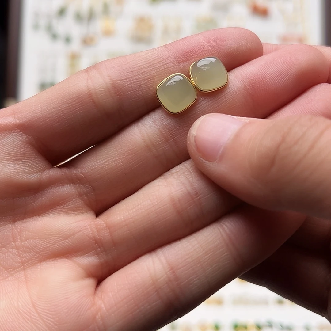 银S925镀金镶嵌和田玉耳钉