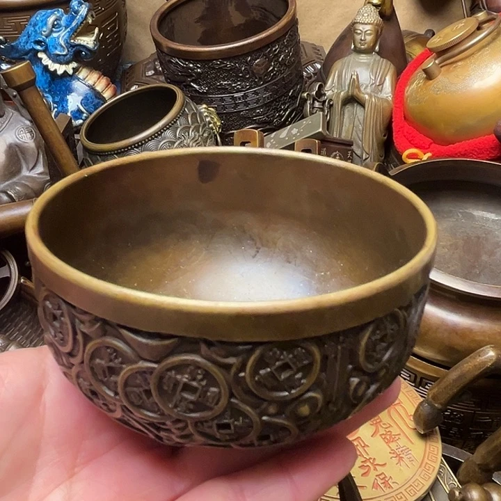 精美铜器批发档口