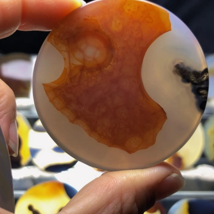 合金玛瑙/玉髓珠宝奇石61