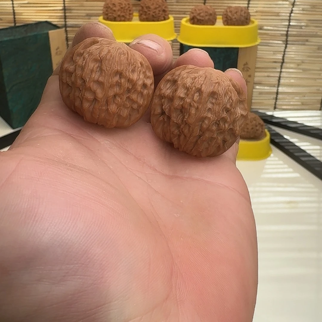 文玩核桃吊坠38正磨