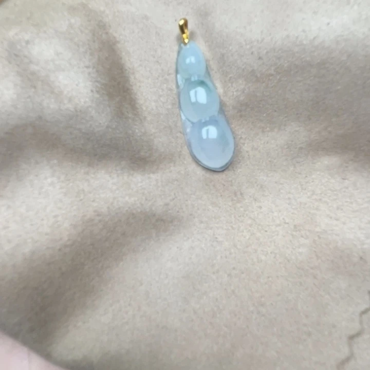 翡翠未镶嵌吊坠(不含链)翡翠