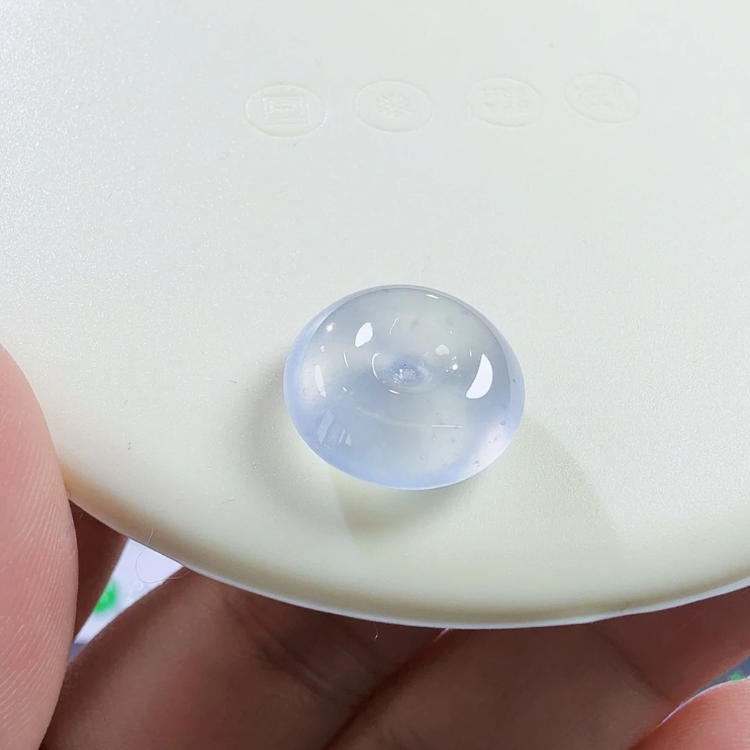 翡翠未镶嵌颈饰裸石