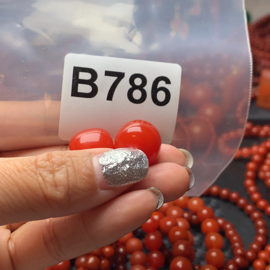 骄***火南红玛瑙未镶嵌手链