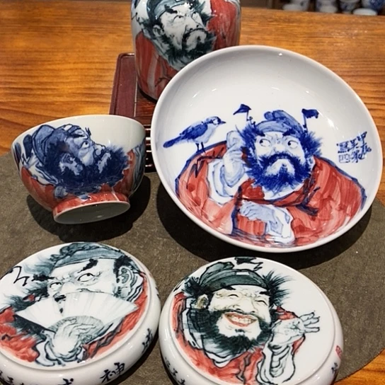 釉下五彩钟馗系列茶器