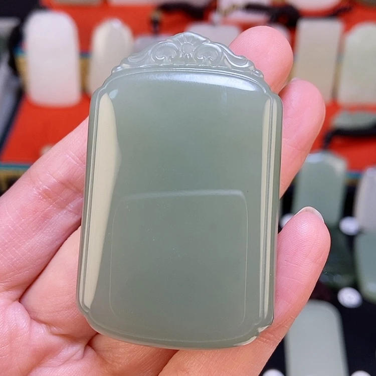 【闪购商品】颈饰未镶嵌和田玉