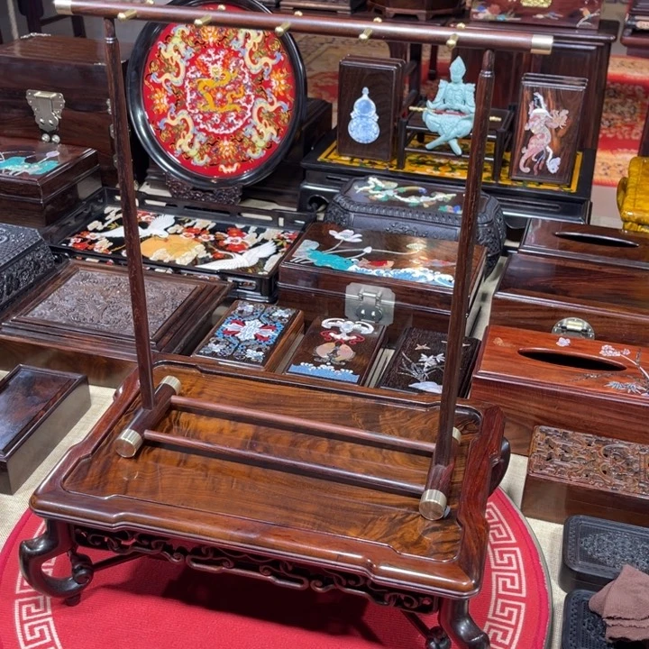 紫檀木类成套家具