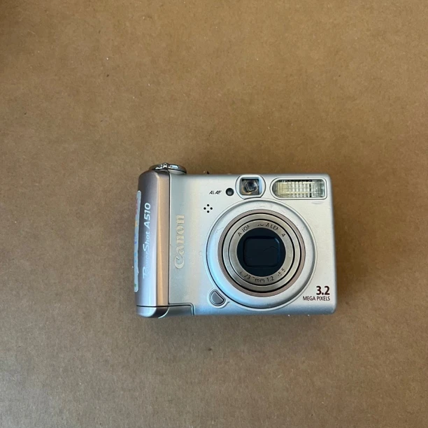 9新 Canon/佳能 佳能a510 320万像素 no质量问题no退换