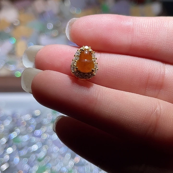 翡翠银S925镶嵌颈饰翡翠