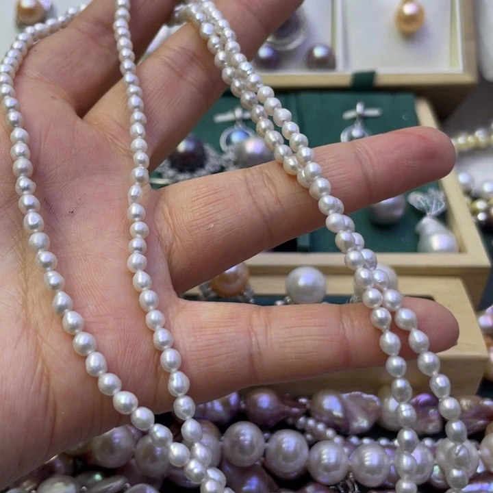 淡水珍珠毛衣链合金