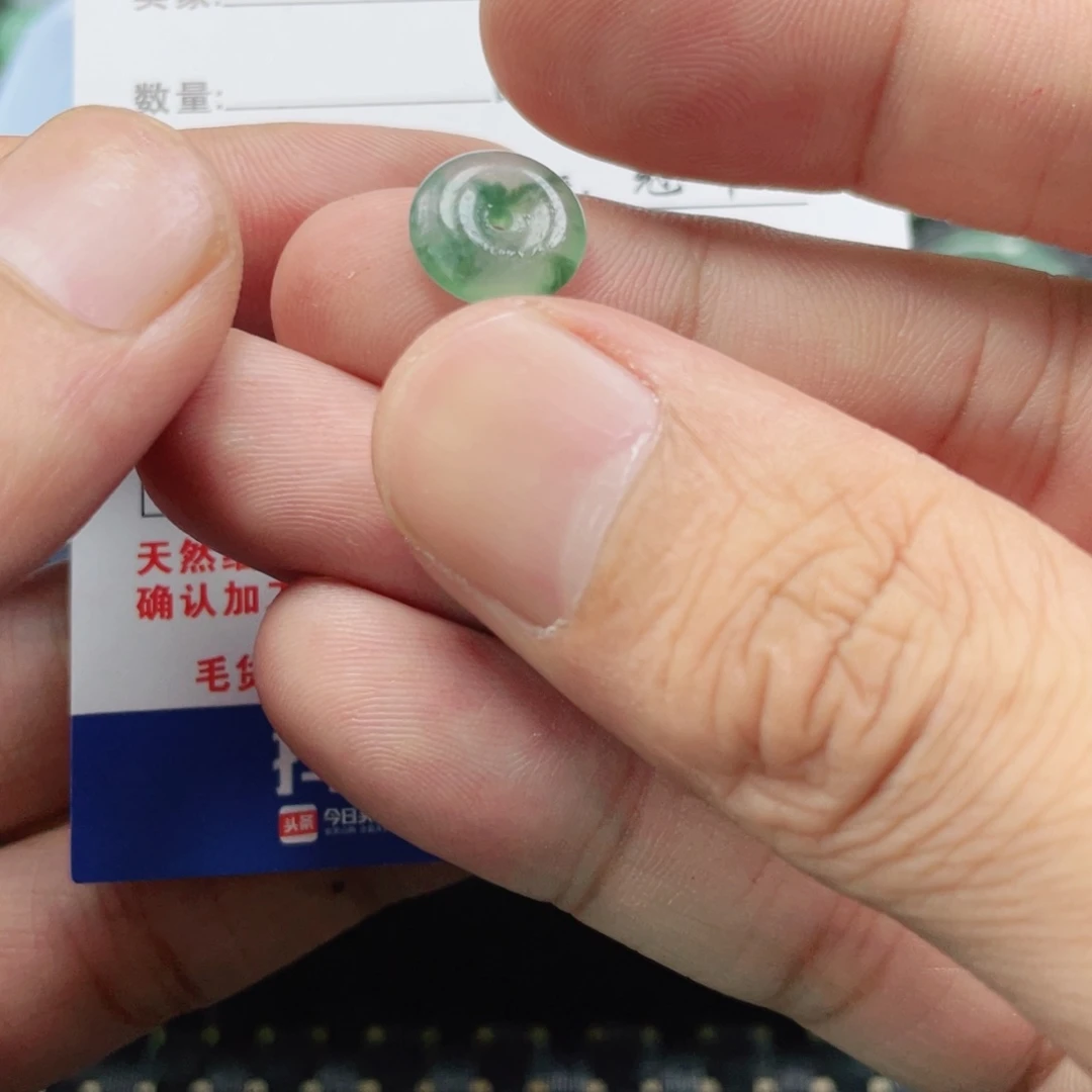 未镶嵌定制翡翠翡翠
