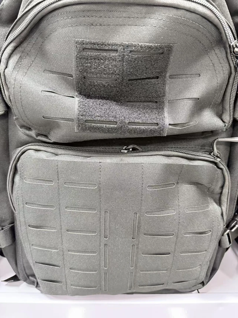 户外通勤大背包（五色可选双肩包）