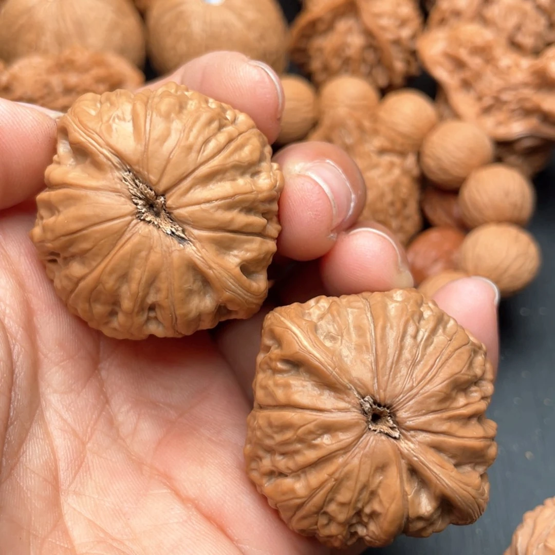 文玩核桃吊坠铁锤妹妹