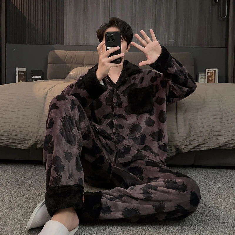 2025新款可外穿豹纹男士睡衣冬季加绒加厚珊瑚绒保暖法兰绒家居服