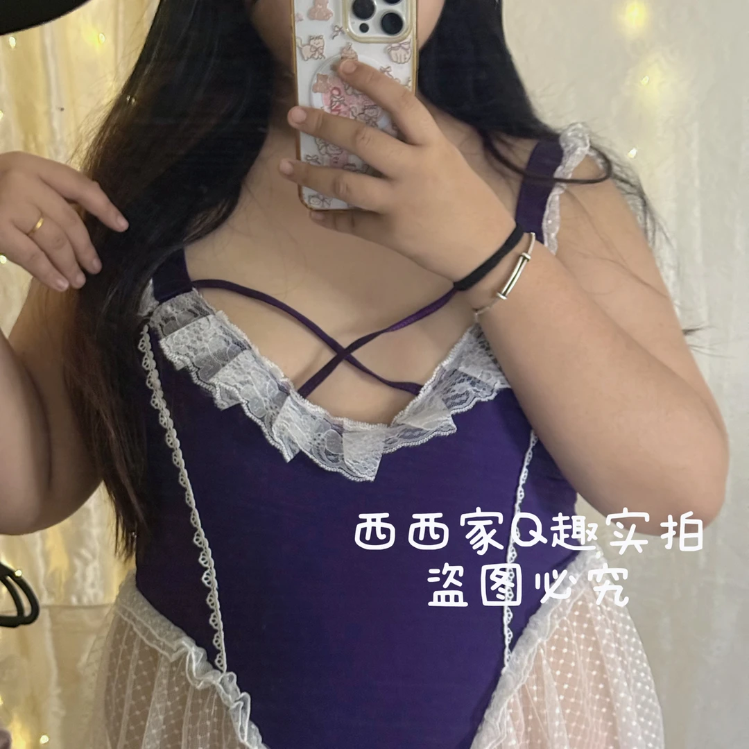 大码睡裙：蕾丝连衣裙