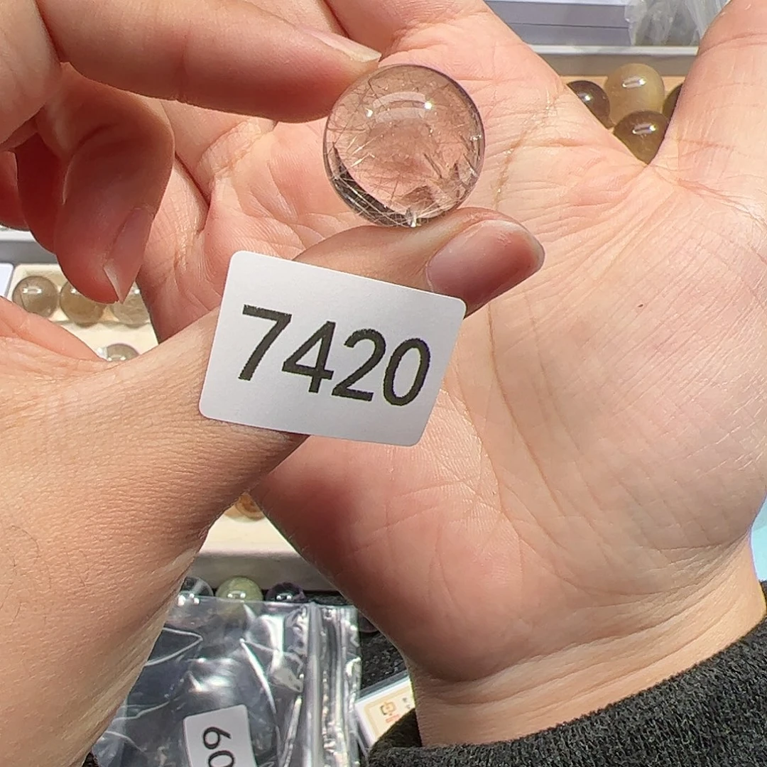 未镶嵌水晶大型摆件（非配饰）