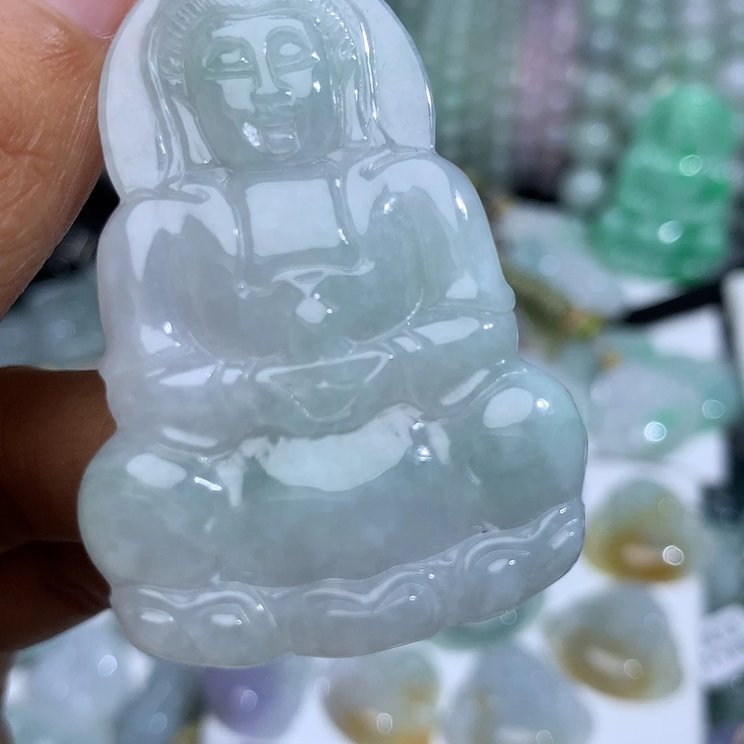 翡翠未镶嵌颈饰433。