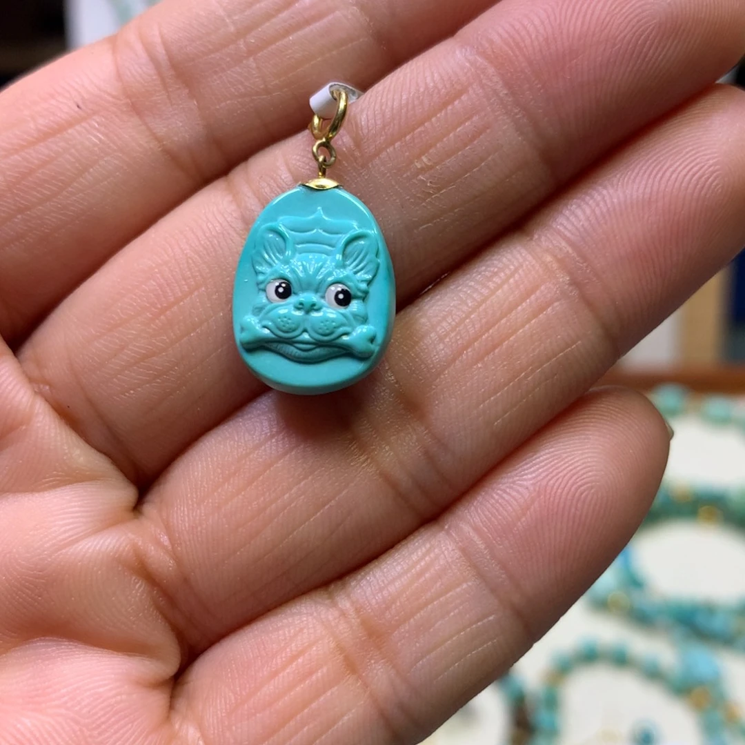 绿松石18K金镶嵌挂件