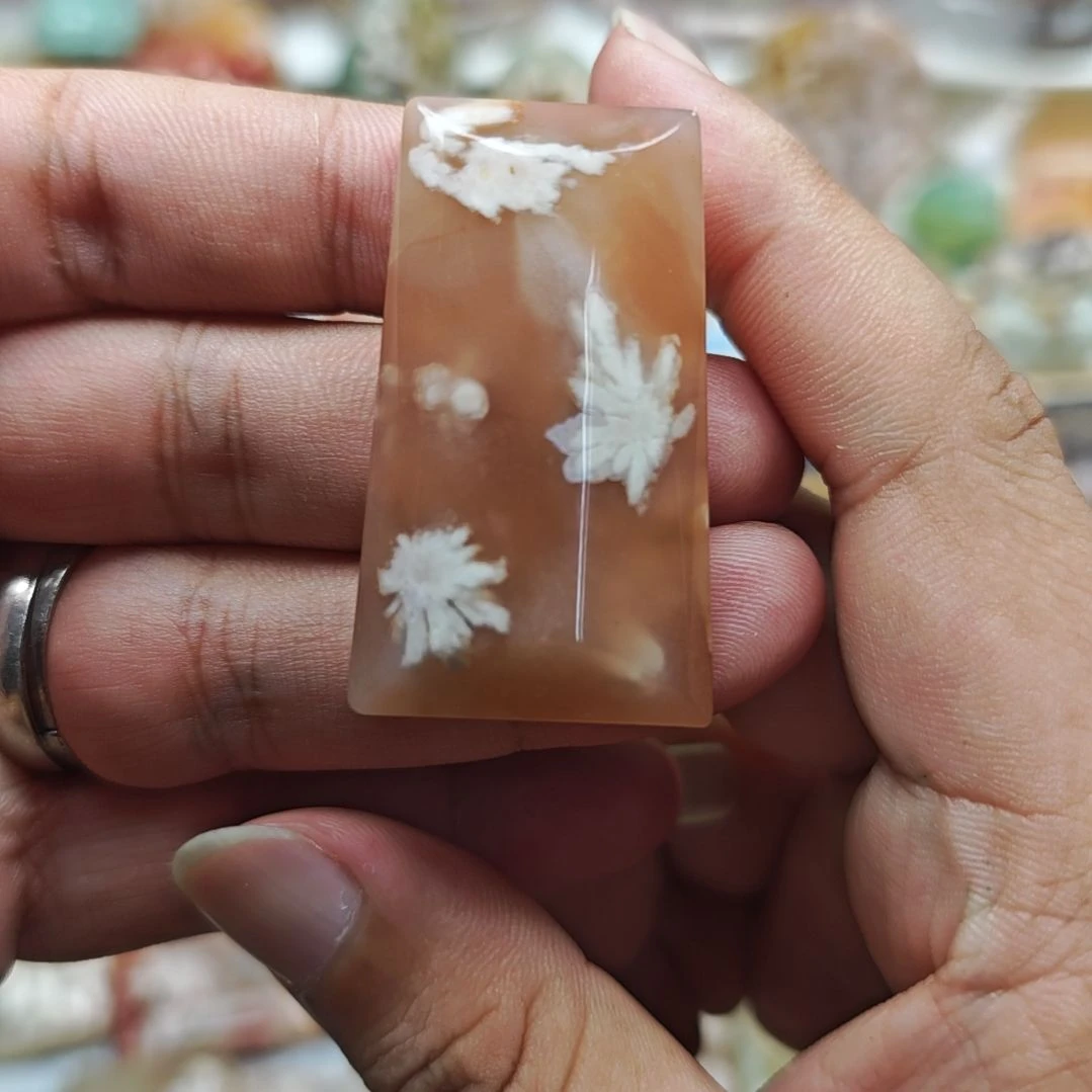 未镶嵌玛瑙/玉髓珠宝奇石