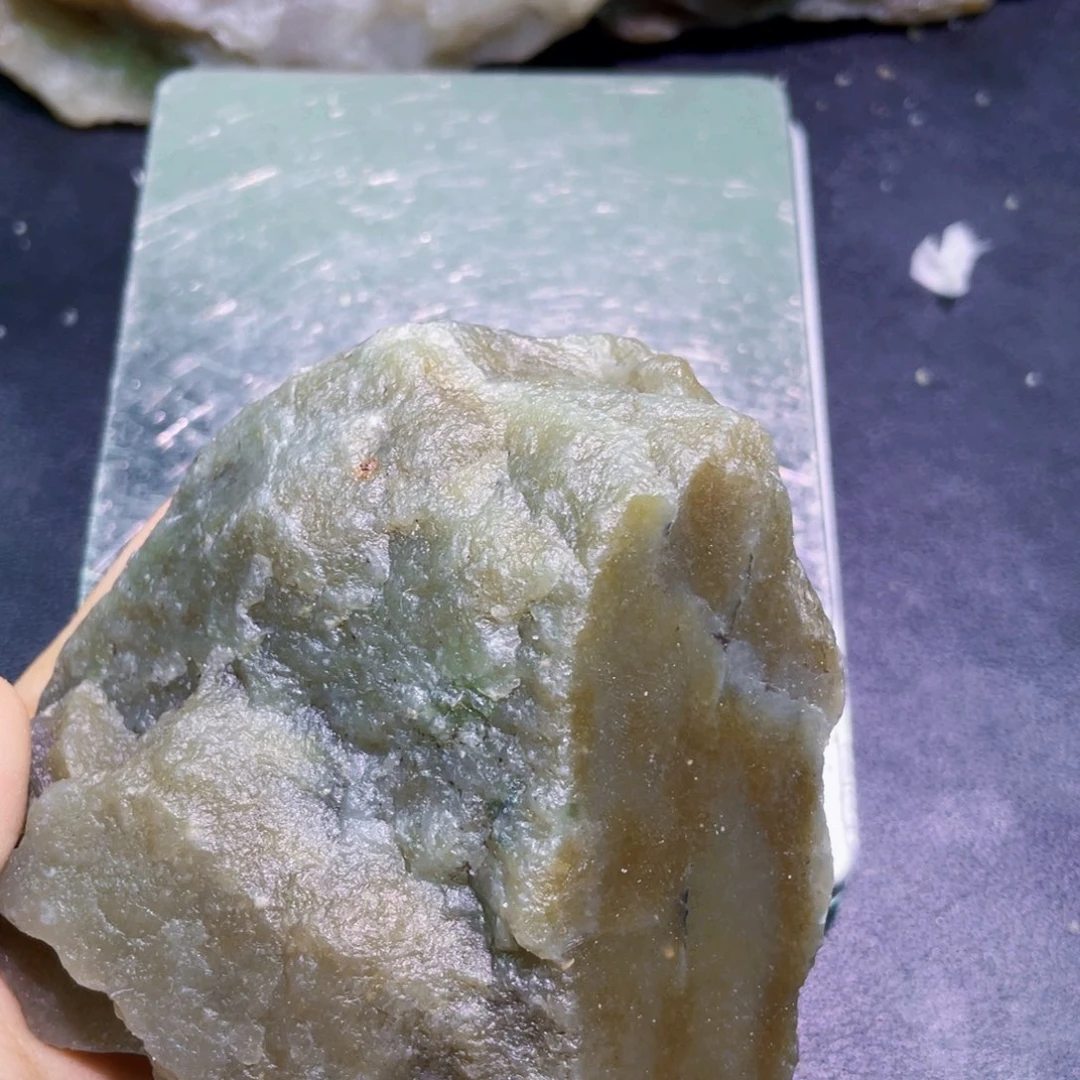 未镶嵌和田玉珠宝半成品