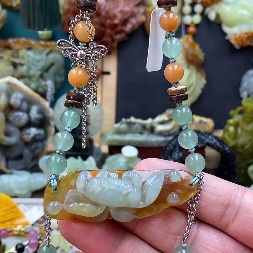 【闪购商品】蛇纹石玉吊坠未镶嵌