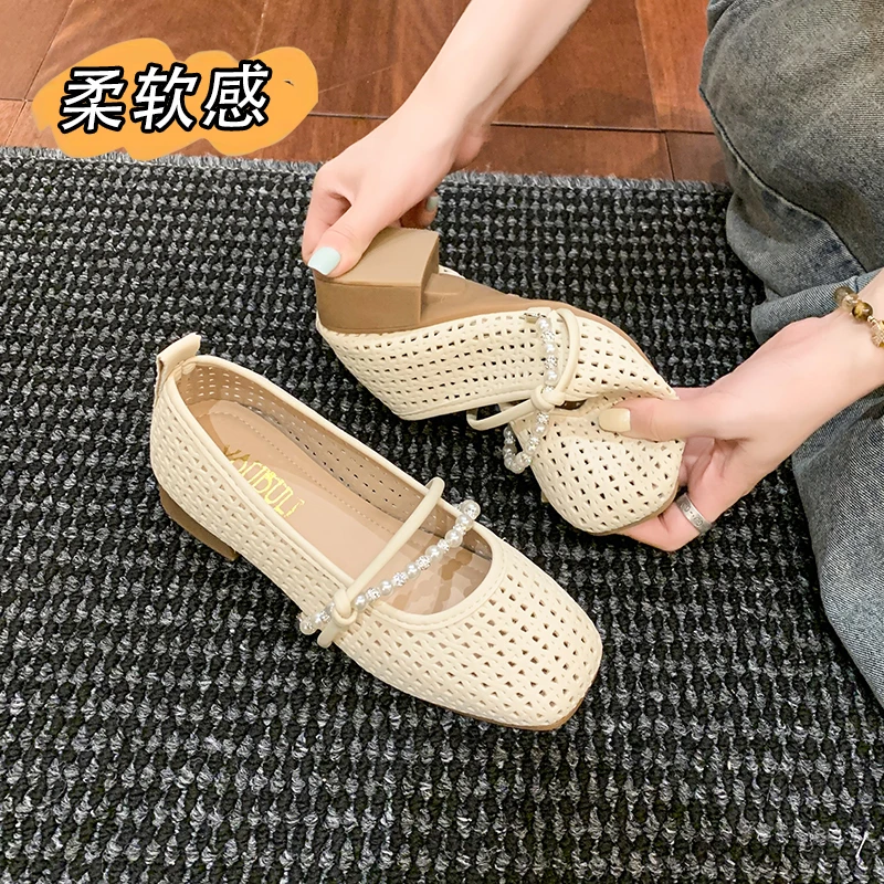 法式镂空方头软底玛丽珍鞋女2025夏新款一字带配裙单鞋舒适护士鞋