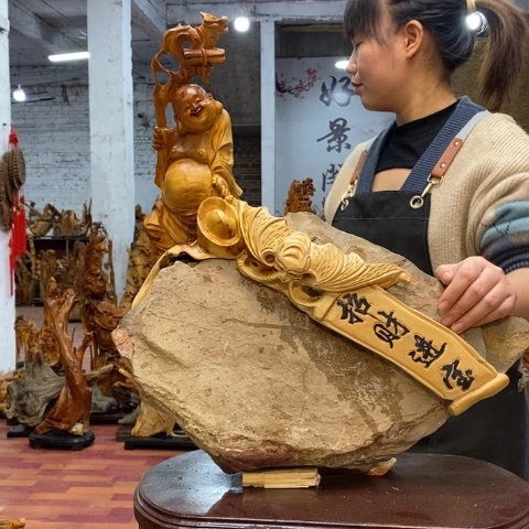柏木（崖柏）董****）太行崖柏根雕