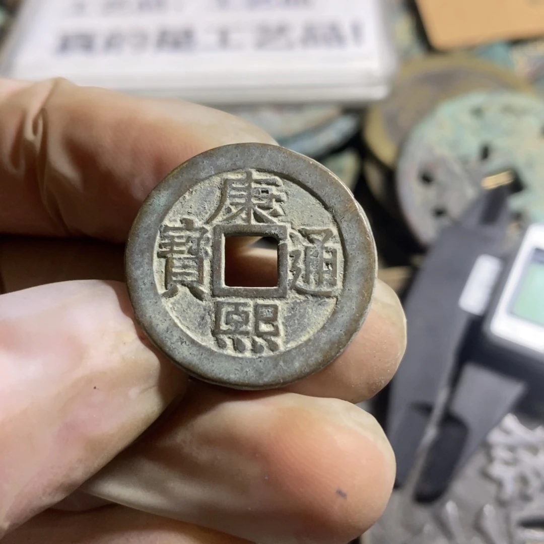 铜现代工艺品学习币