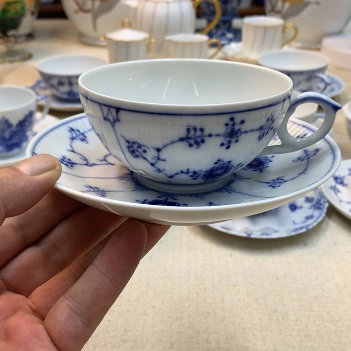 凡***如紫砂金瓷阁精品瓷器店