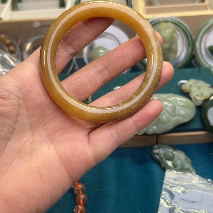 和田玉（糖玉）手镯未镶嵌雅*姐57.2圈围