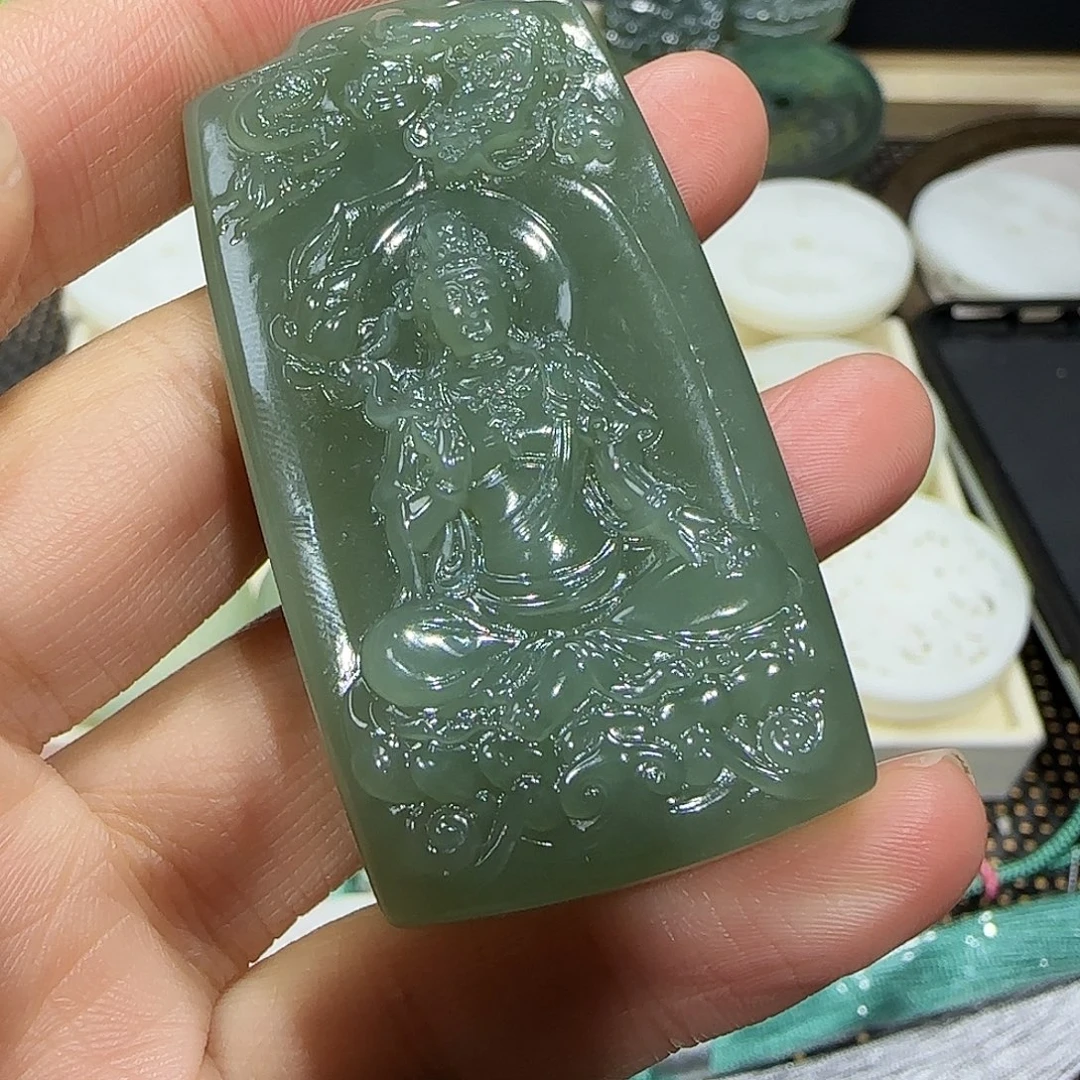 和田玉（糖玉）未镶嵌颈饰且末料