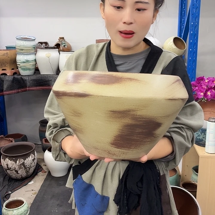 29+21 -粗陶花盆有孔