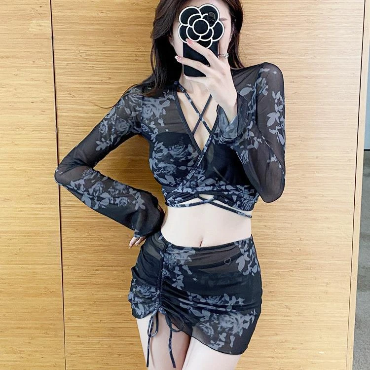 辣妹比基尼三件套性感绑带小胸聚拢遮肚显瘦2025新款保守泳衣女夏