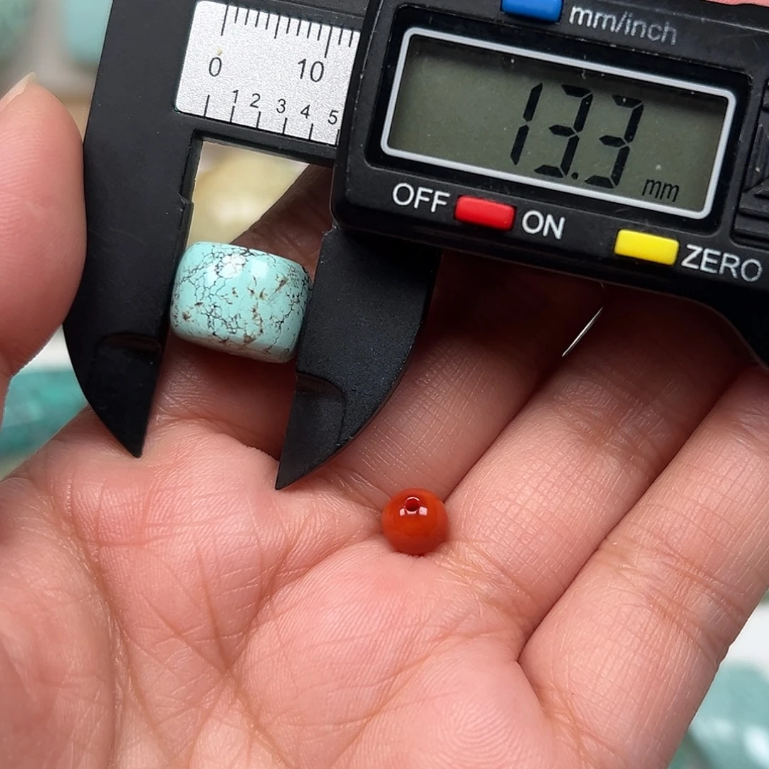 南红玛瑙未镶嵌珠宝奇石