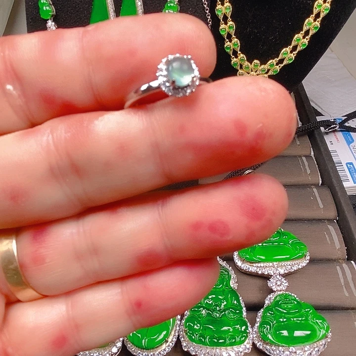 翡翠未镶嵌戒指天然a货翡翠